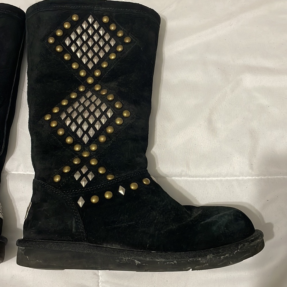 Ugg Avondale Black Suede Boots Diamond Gold and Silver Metal Studs inside zip - Picture 3 of 16